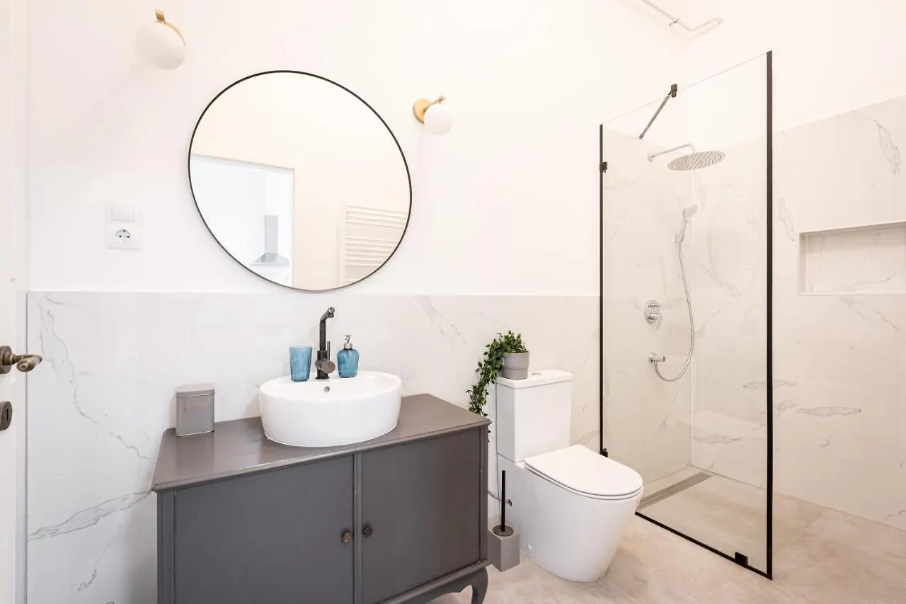 Atmos Glare Apartment Budapest 0*,  Hungary
