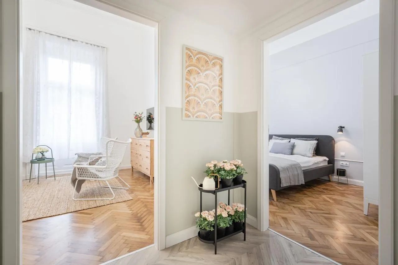 Atmos Glare Apartment Budapest Hungary